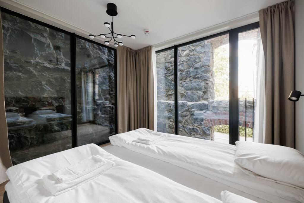Brand New Studios Amidst Ancient Ruins Oasis Stockholm Exterior photo