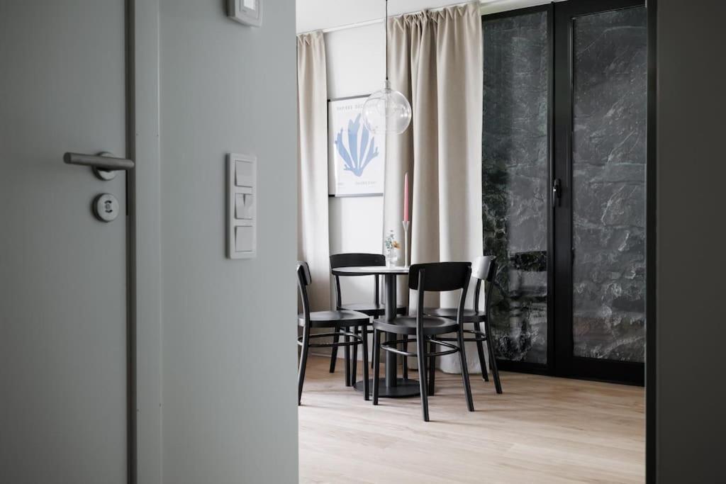 Brand New Studios Amidst Ancient Ruins Oasis Stockholm Exterior photo