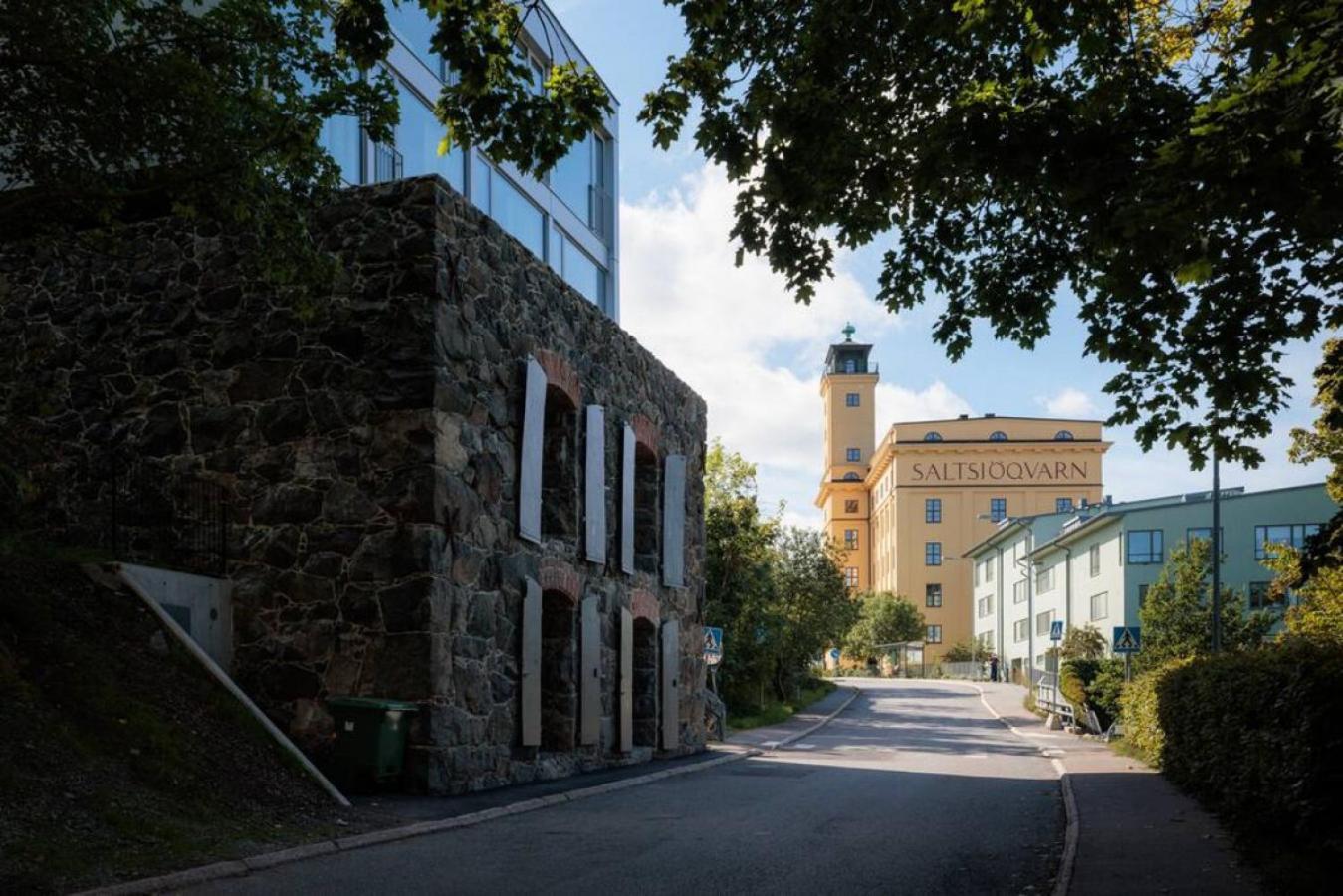 Brand New Studios Amidst Ancient Ruins Oasis Stockholm Exterior photo